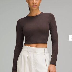 Lululemon Athletica Hold Tight Straight Hem Cropped Long Sleeve Espresso Size 6